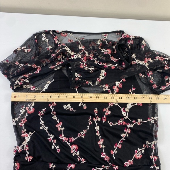White House Black Market Long Sleeve Floral Embroidered Mesh Top w/Cami Sz L - Picture 11 of 16